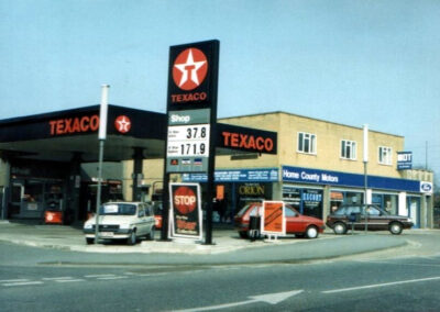 Stanford Le Hope - Texaco and Home County Motors, London Road, 1987 to 1988