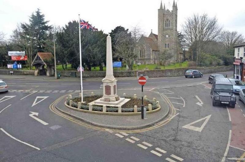 Stanford Le Hope War Memorial - Modern