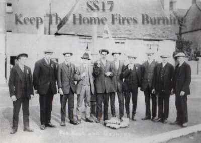 Stanford Le Hope - The First 10 Lads Off to World War 1 - 1914